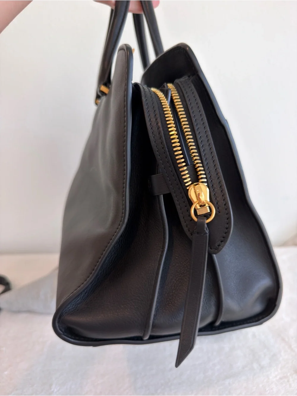 Metier Private Eye Bag - Picture 3 of 10